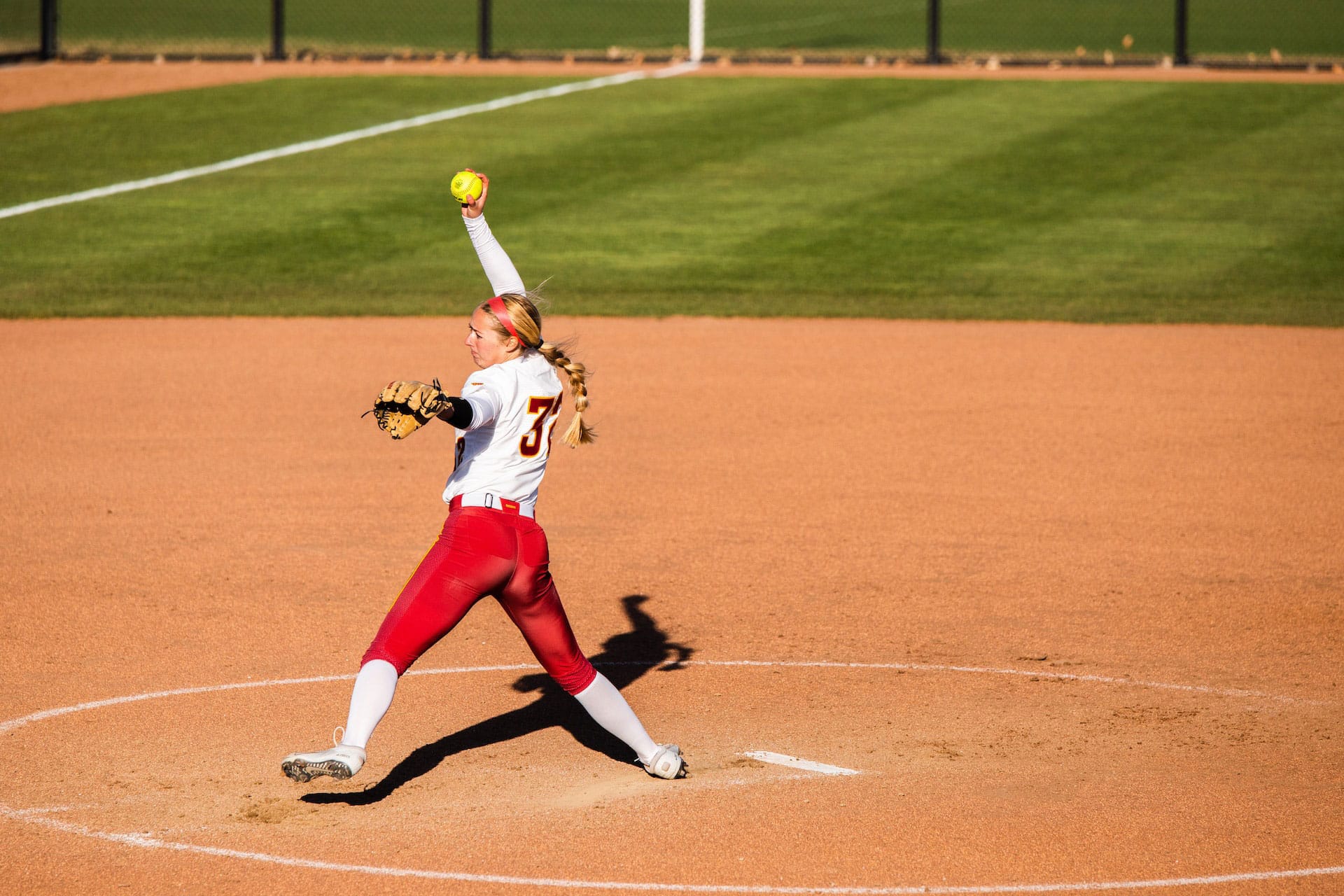 15-minute-yoga-warmup-for-softball-players-triangle-yoga