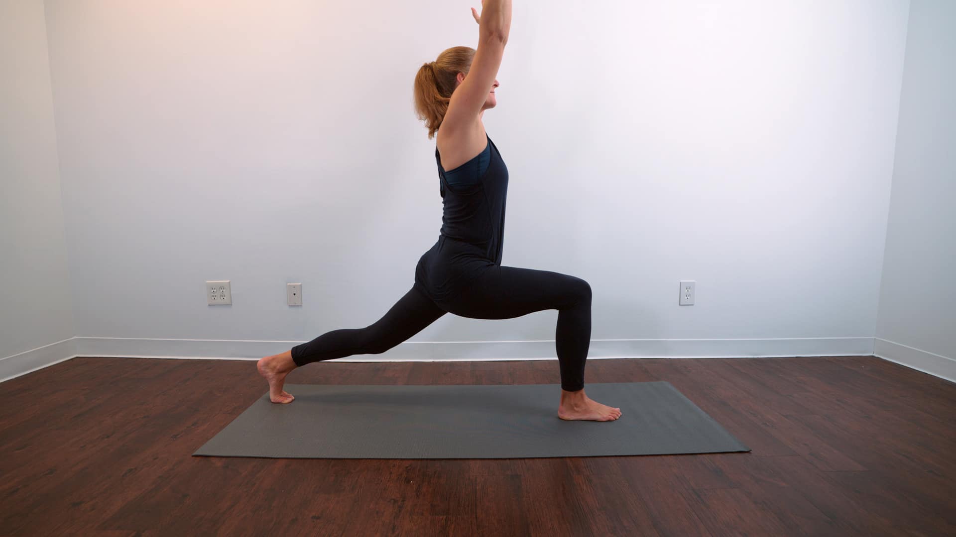 How to do High Lunge Pose (Utthita Ashwa Sanchalanasana) Triangle Yoga